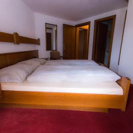 Monte Rosa Appartement-fewo Strahlhorn By Interhome *